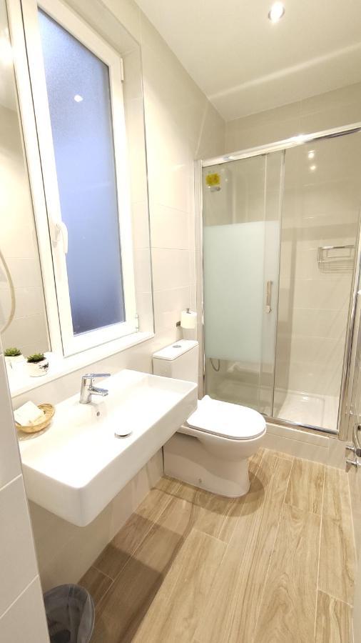 Hostal Aliste Madrid Eksteriør billede