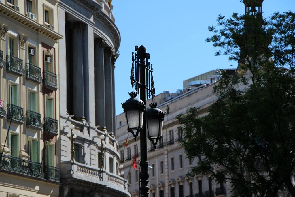 Hostal Aliste Madrid Eksteriør billede