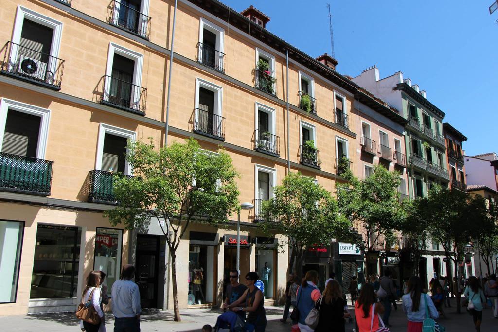 Hostal Aliste Madrid Eksteriør billede