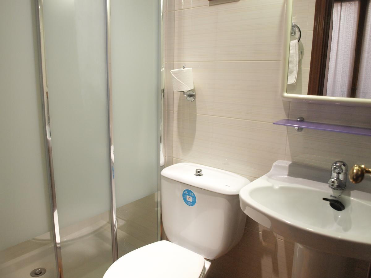 Hostal Aliste Madrid Eksteriør billede